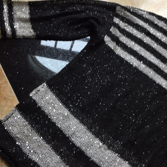 Willi Smith sequin stripe  black silver knit top - Picture 7 of 8
